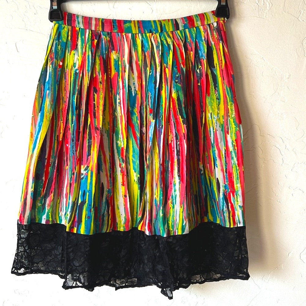 Retro colorful design skirt thrifted